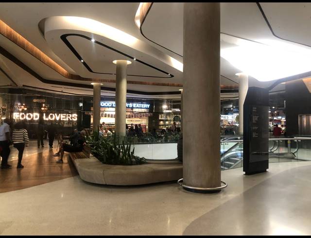 198M² RETAIL TO LET IN SANDTON CENTRAL